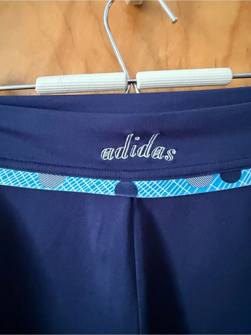 adidas Women’s Navy Athletic Shorts Size Small Blue Trim Running Training Gym
